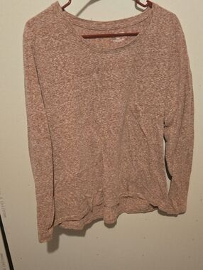 Duluth Trading Co Long-Sleeve Heathered Blush Crewneck